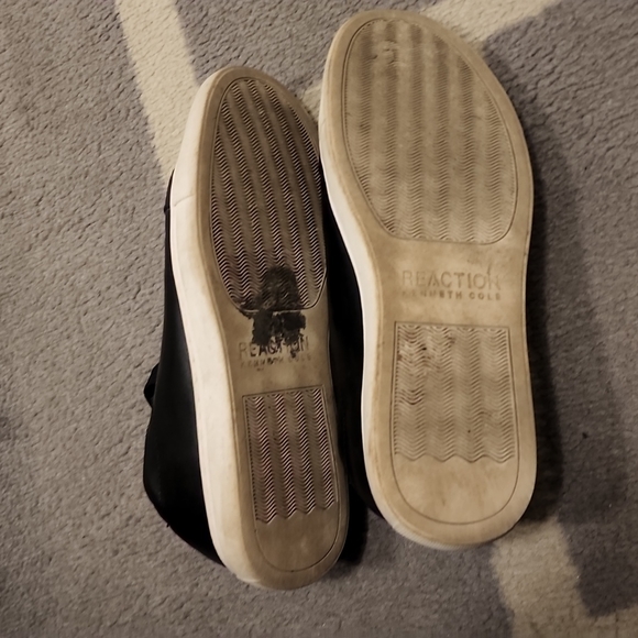 Kenneth Cole Reaction Sneakers - Picture 5 of 6